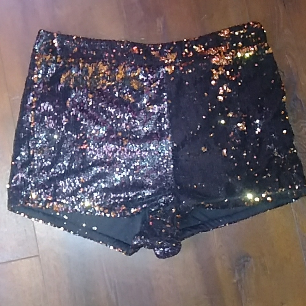 Sequins shorts